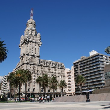 Os Melhores Hotéis 4 Estrelas de Montevideo no Uruguai